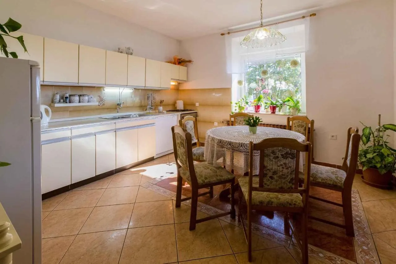 Apartment In Crikvenica 14049 Klanfari
